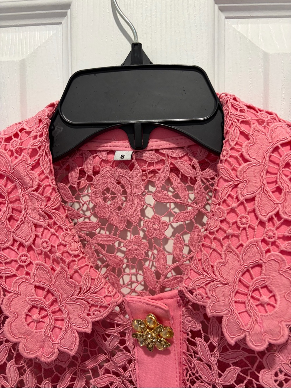 Women's Pink Floral Lace Self Portrait Style Button Blouse - Picture 4 of 5